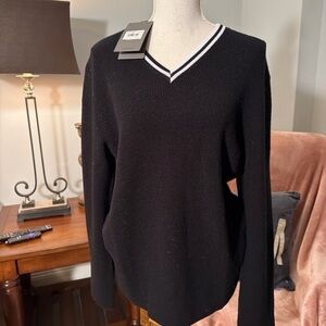 G/FORE Black V-Neck Sweater with White Trim Men’s NWT